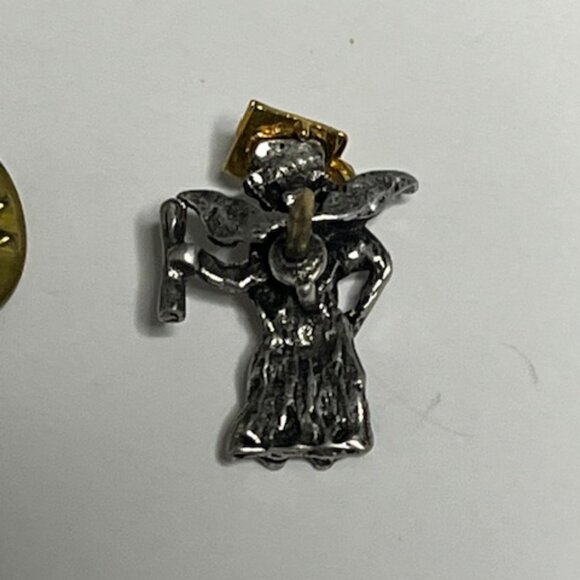 VTG Graduation Angel w/Diploma & Cap Pewter Lapel Vest Hat Pin .5"x.75" - Picture 5 of 13